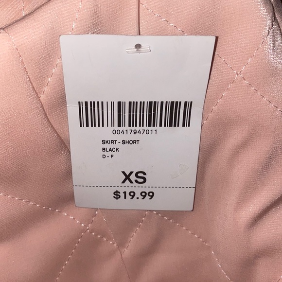 Light Pink Short Skirt- Forever 21 - Picture 3 of 3